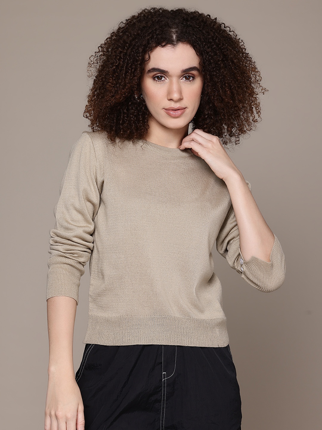 

The Roadster Lifestyle Co. Women Acrylic Pullover, Beige