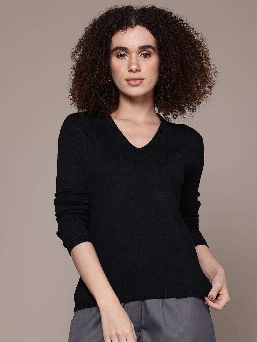

The Roadster Lifestyle Co. Acrylic V-Neck Pullover, Black