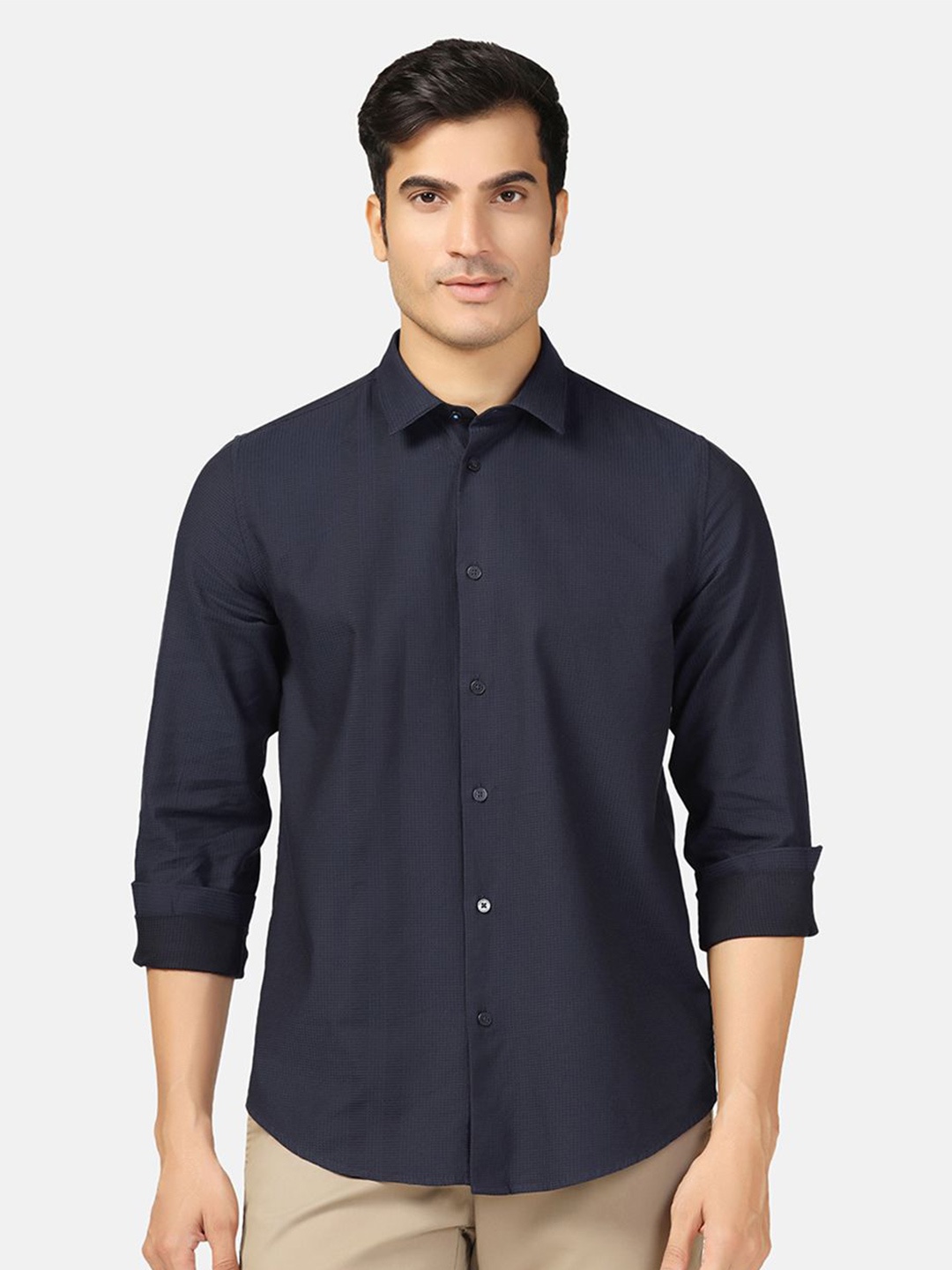

Blackberrys Cutaway Collar Long Sleeves Slim Fit Cotton Casual Shirt, Navy blue