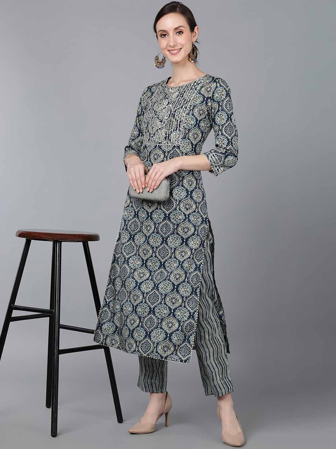 

KALINI Round Neck Kalamkari Printed Gotta Patti Cotton Straight Kurta, Teal
