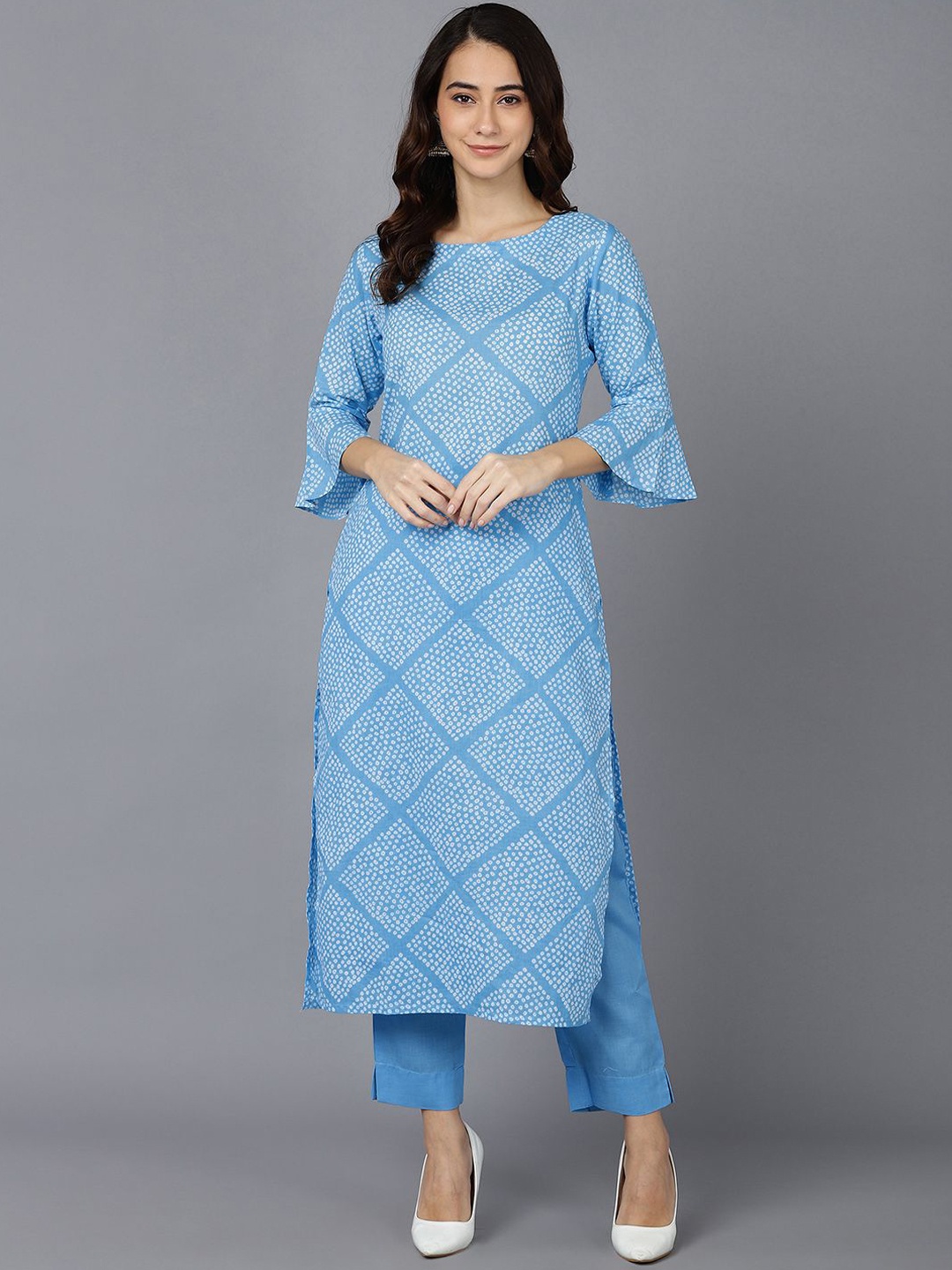 

KALINI Geometric Printed Round Neck Bell Sleeves Cotton Straight Kurta, Blue