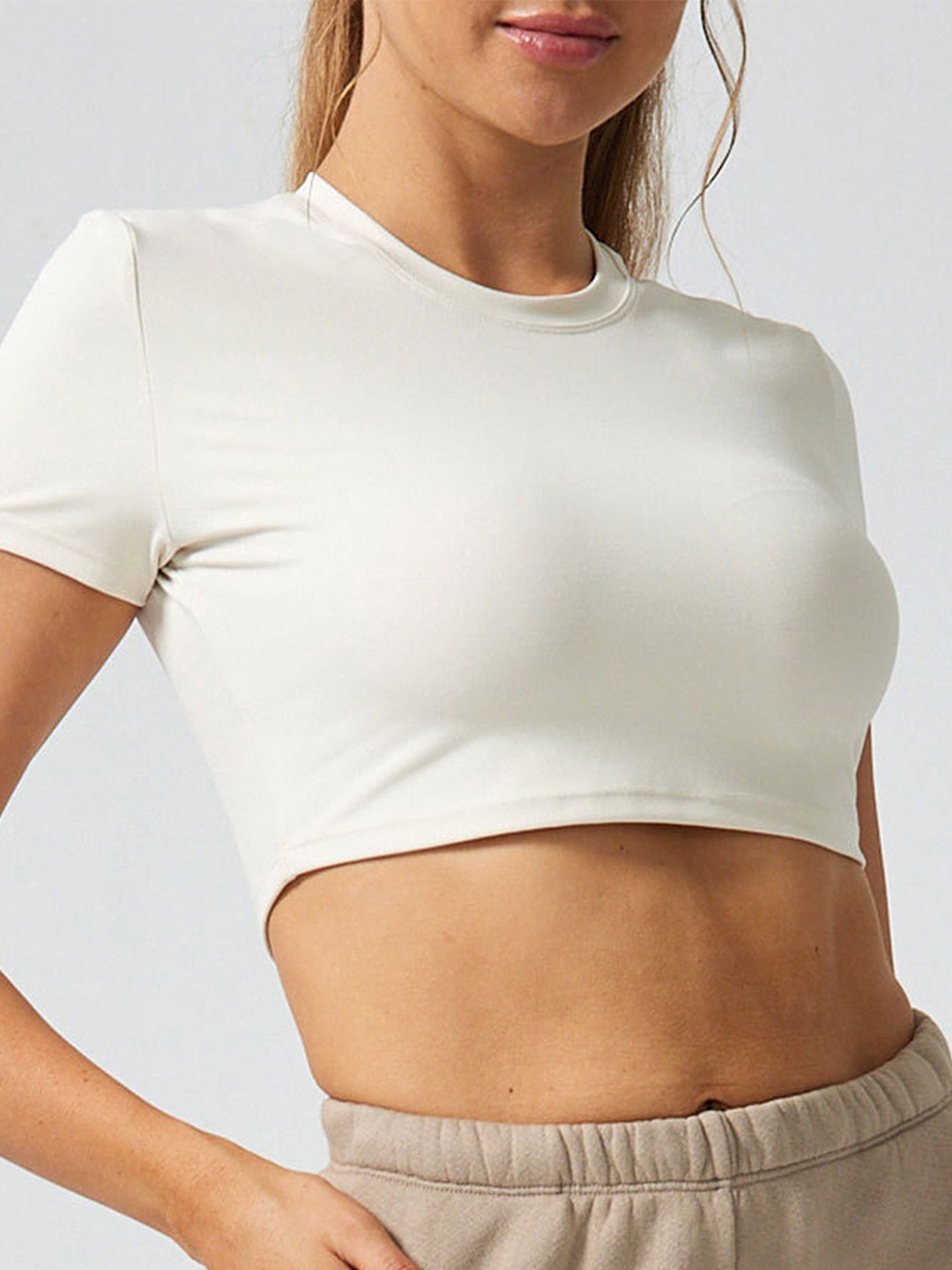 

LULU & SKY Round Neck Sports Fitted Crop Top, White