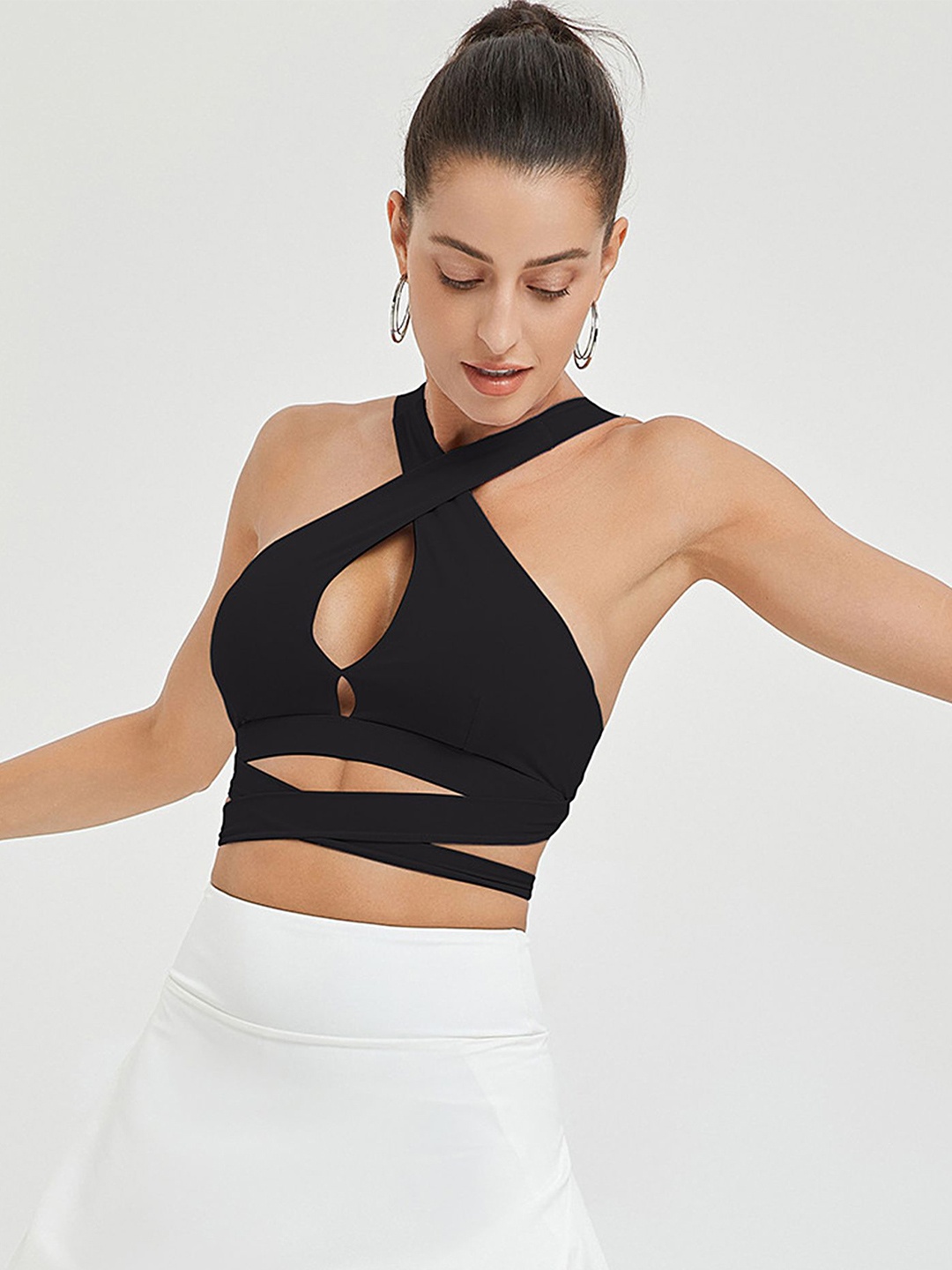 

LULU & SKY Black Sleeveless Cut Out Styled Back Crop Top