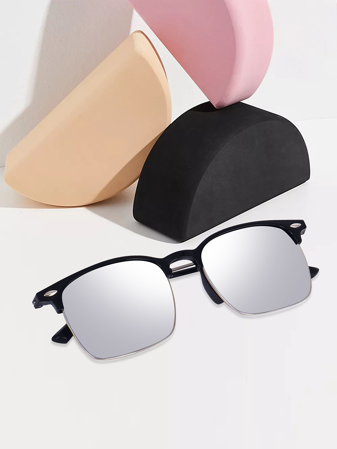 

Peter Jones Eyewear Unisex Square Sunglasses with UV Protected Lens SG3911S, Silver