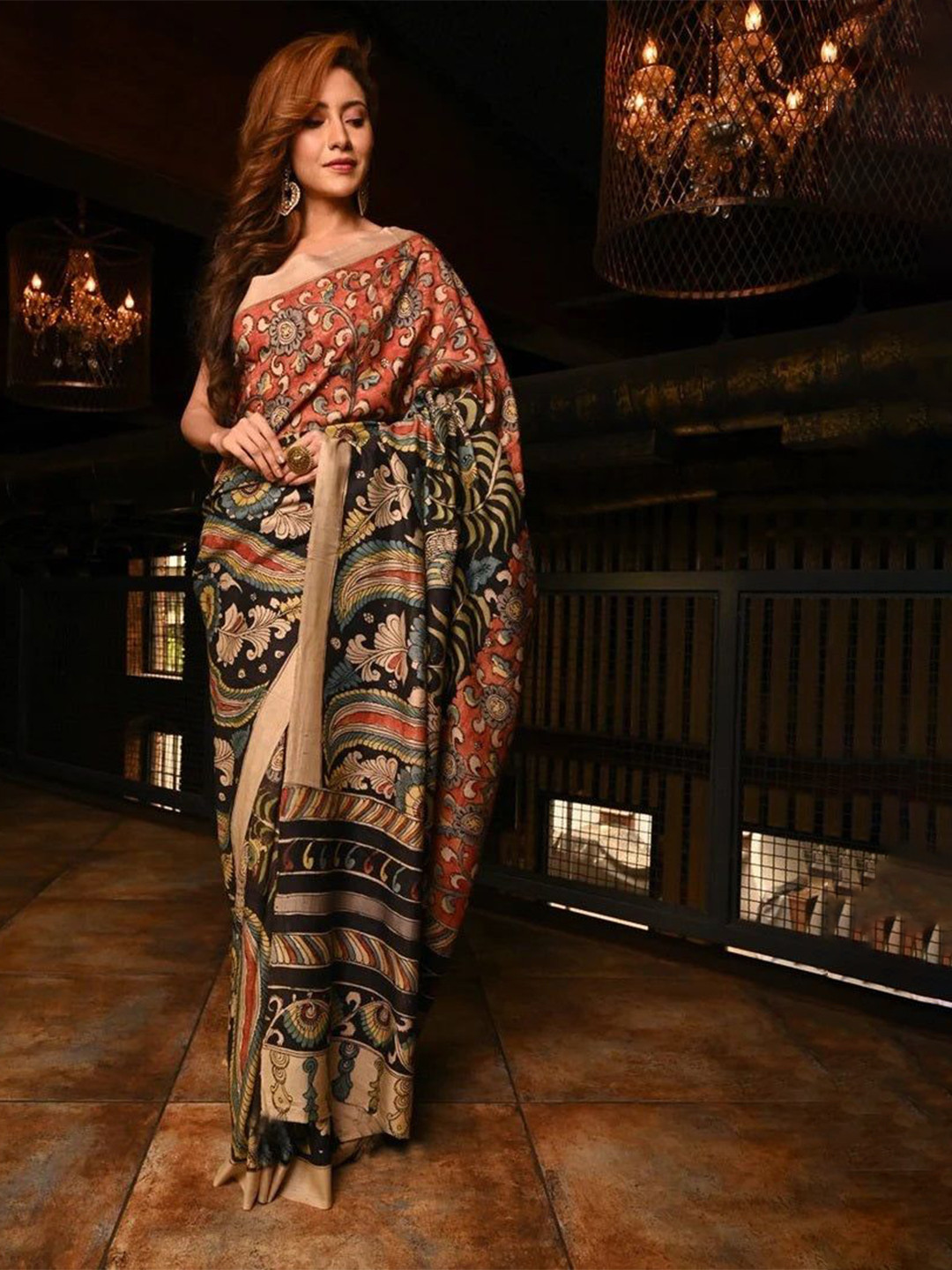 

Celeb Styles Tie and Dye Pure Linen Saree, Orange