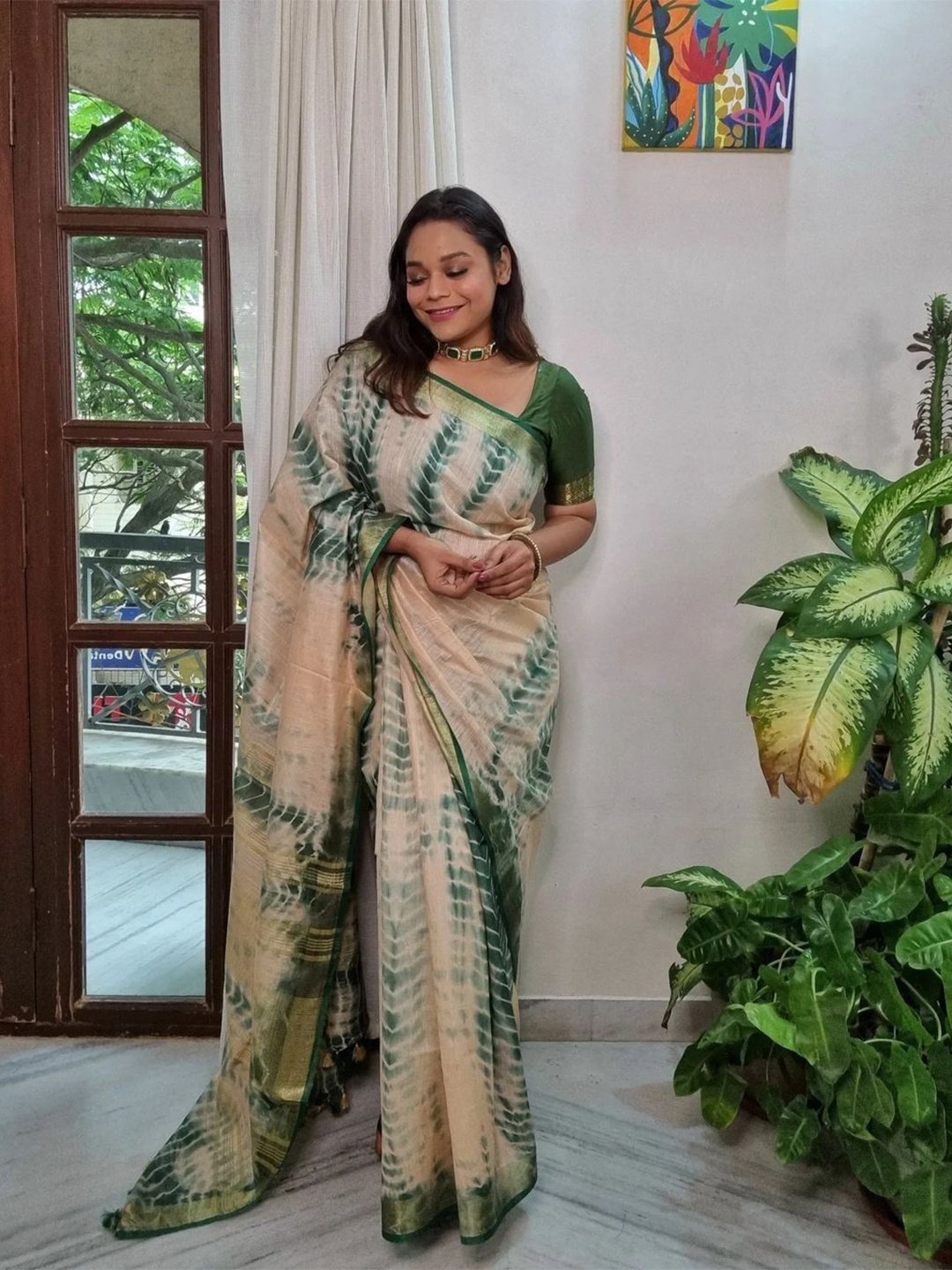 

Celeb Styles Tie and Dye Pure Linen Saree, Off white