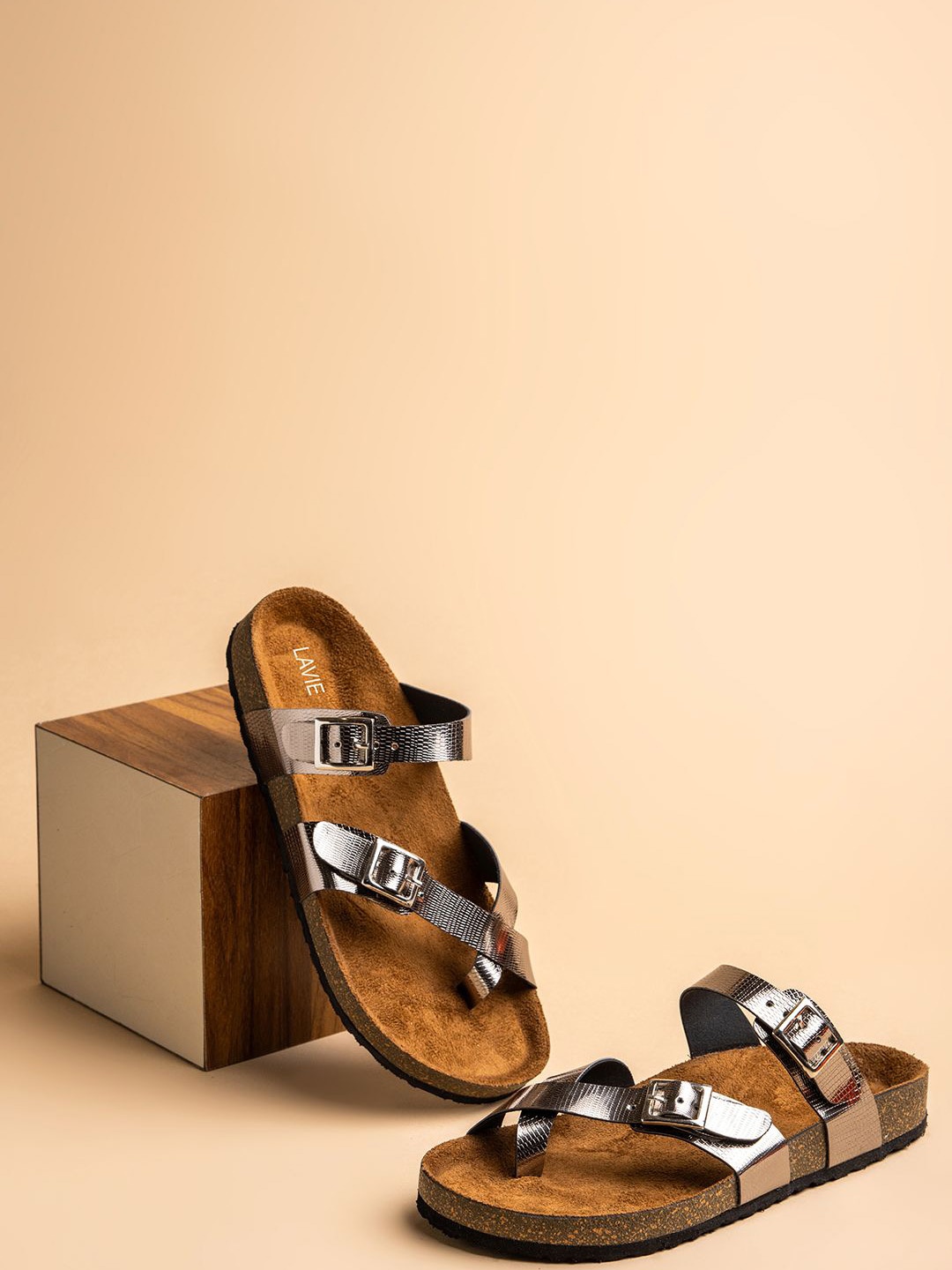 

Lavie Women Textured Buckles Detail One Toe Flats, Silver