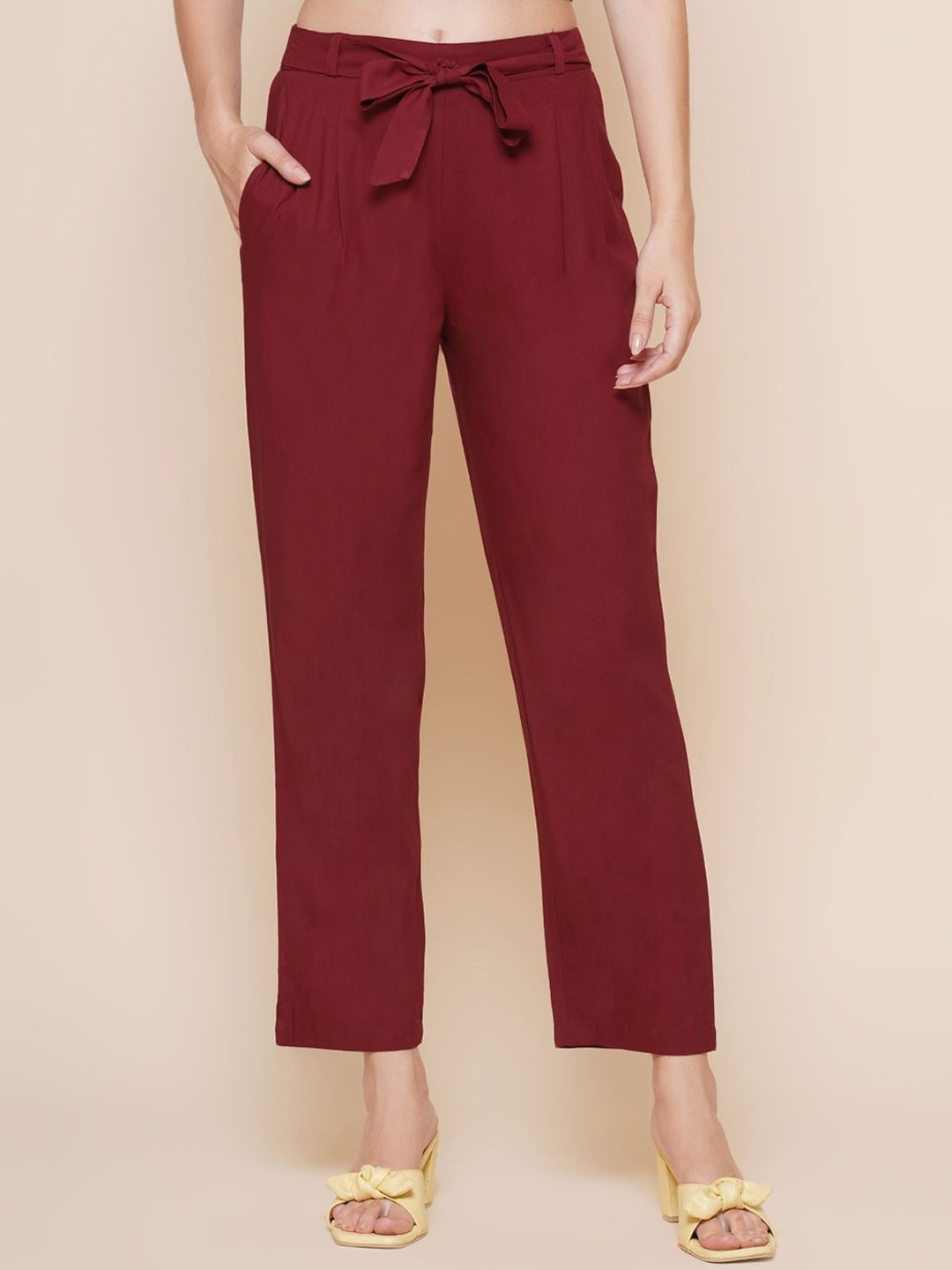

BAESD Women Relaxed Mid-Rise Regular Trousers, Maroon