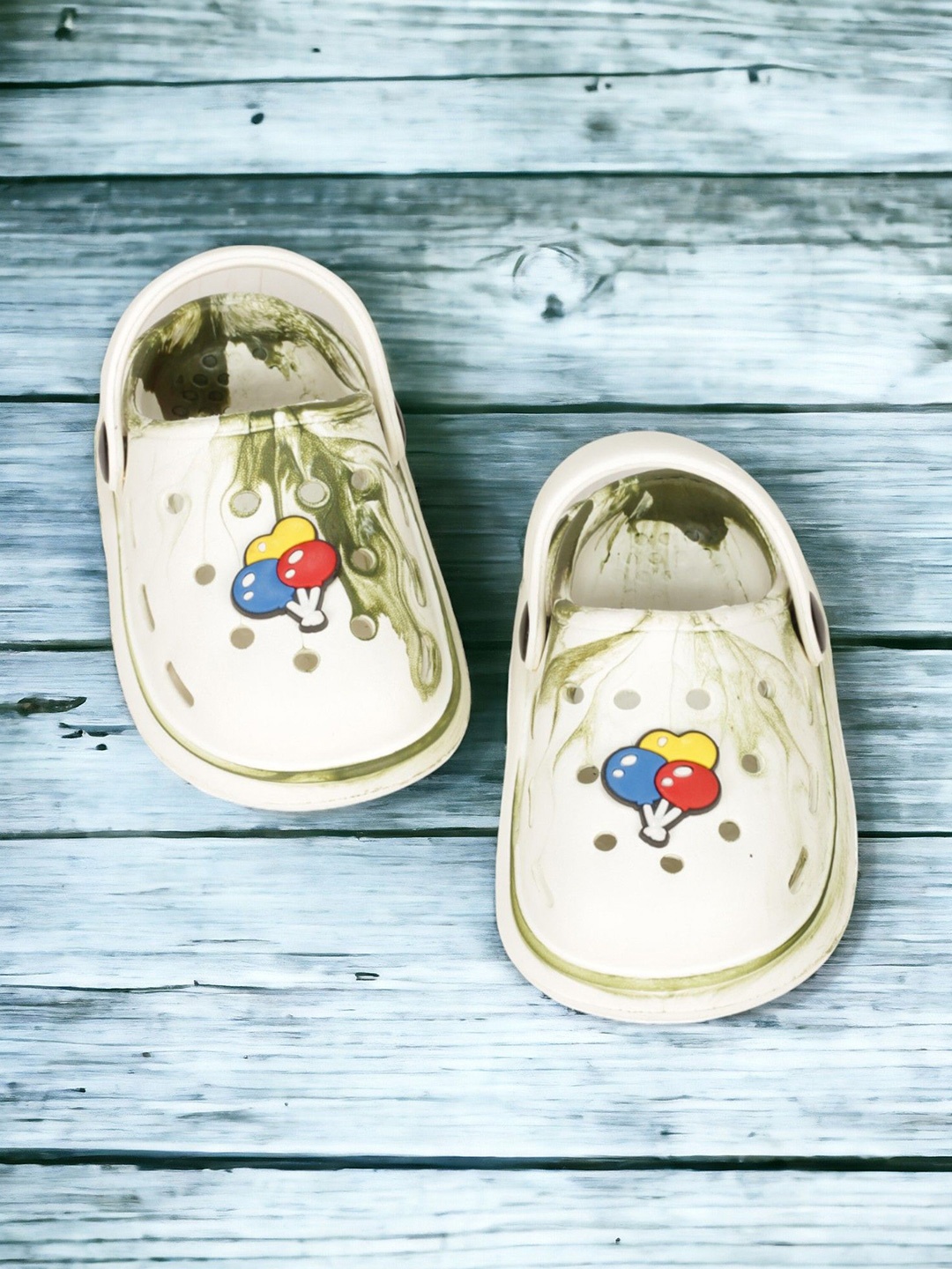 

Lil Lollipop Kids Marble Look Balloon Applique Anti-Slip Clogs, White