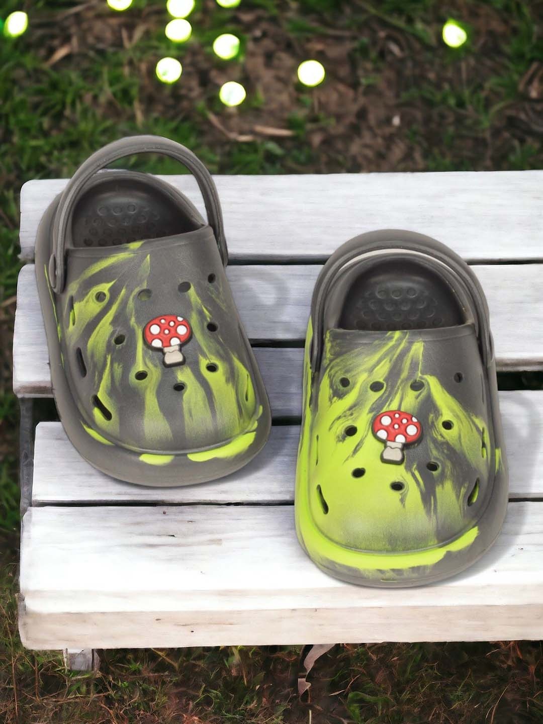 

Lil Lollipop Unisex Kids Rubber Clogs, Grey