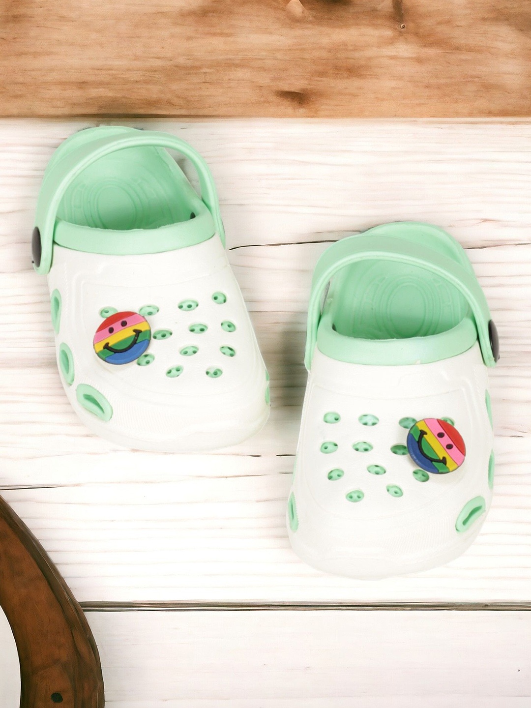 

Lil Lollipop Unisex Kids Rubber Clogs, Cream