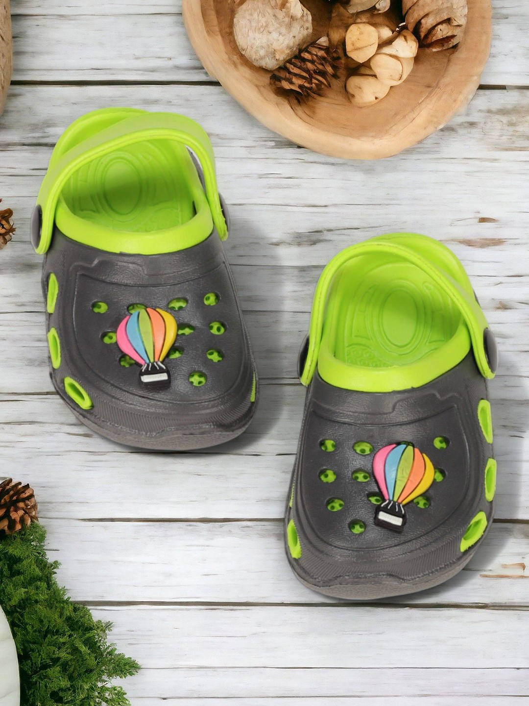 

Lil Lollipop Unisex Kids Rubber Clogs, Grey