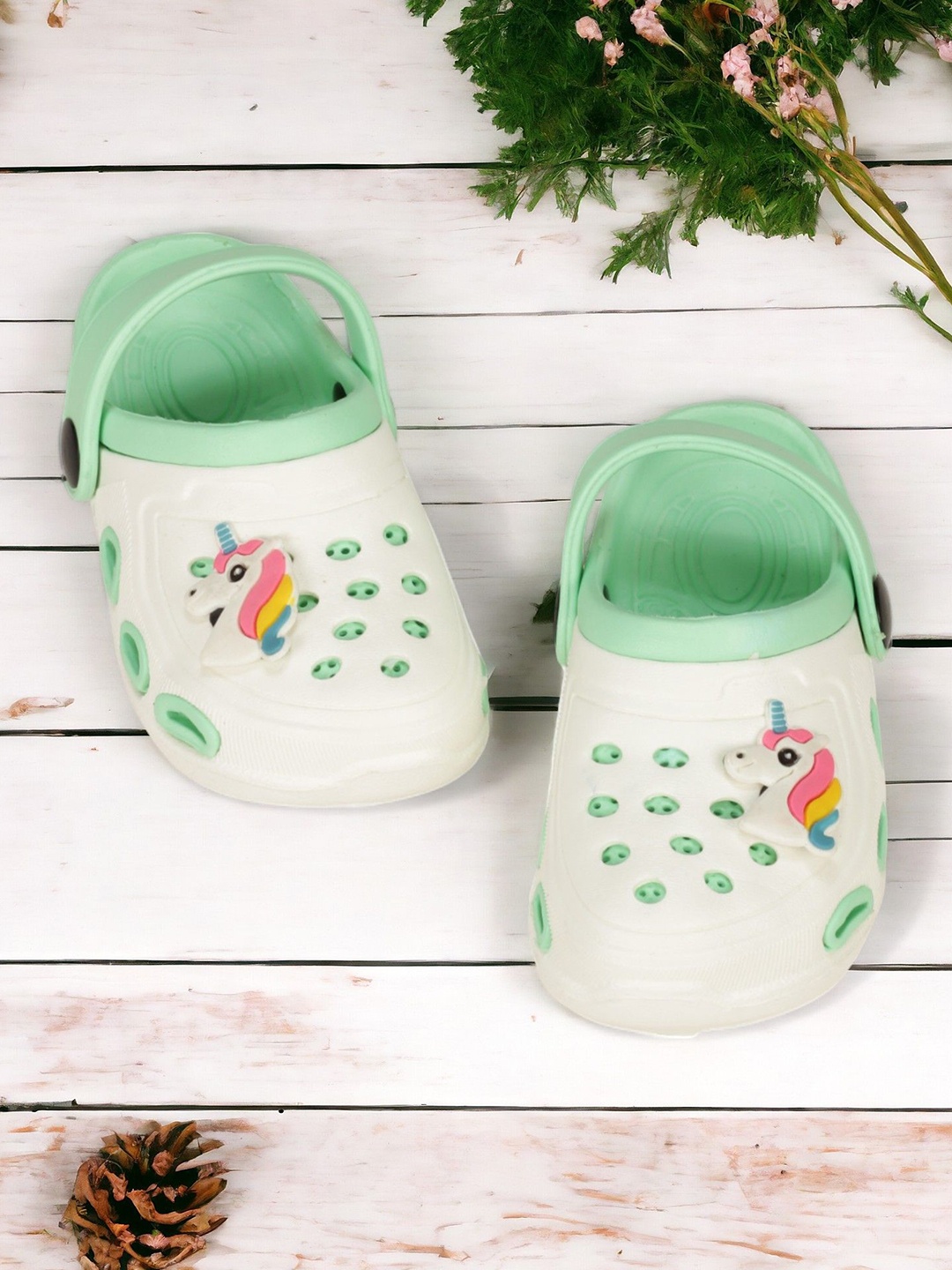 

Lil Lollipop Unisex Kids Rubber Clogs, Cream