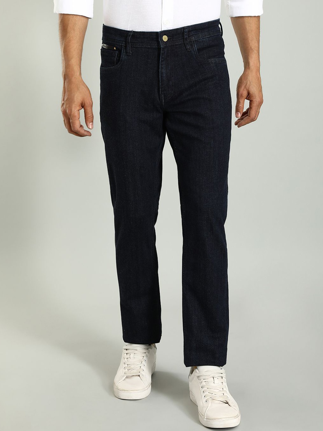 

Indian Terrain Men Brooklyn Tapered Fit Mid-Rise Clean Look Stretchable Jeans, Blue