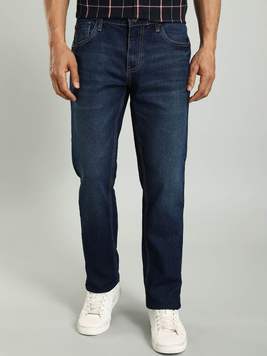 

Indian Terrain Men Brooklyn Slim Fit Light Fade Stretchable Jeans, Blue