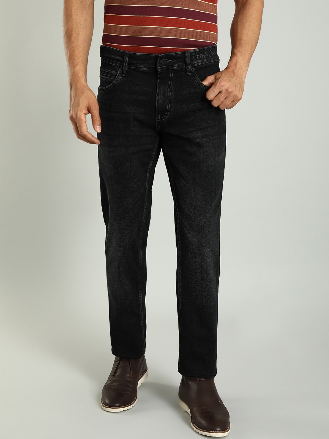 

Indian Terrain Men Brooklyn Tapered Fit Mid-Rise Clean Look Cropped Stretchable Jeans, Black