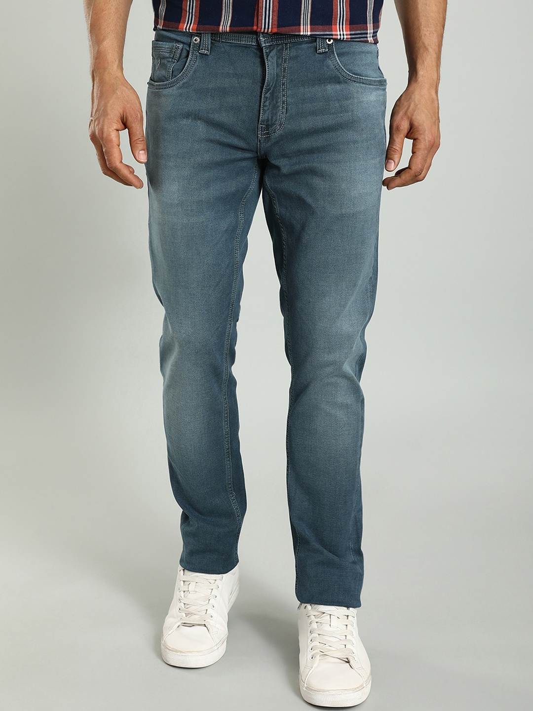 

Indian Terrain Men Kruger Skinny Fit Light Fade Stretchable Jeans, Blue