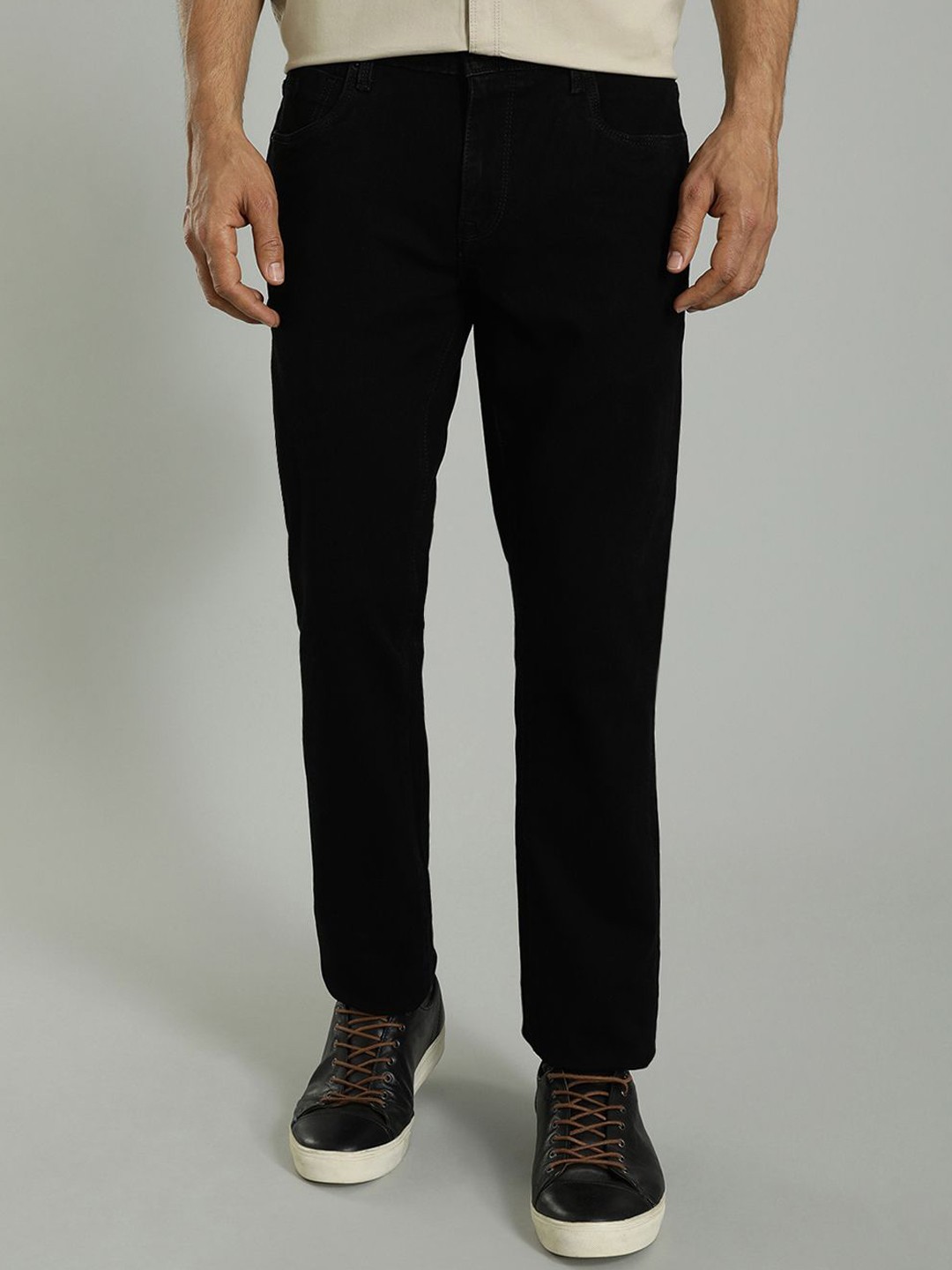 

Indian Terrain Men Brooklyn Slim Fit Clean Look Stretchable Jeans, Black