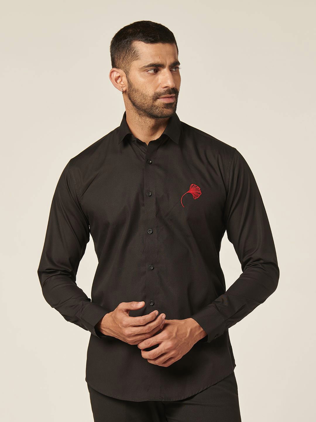 

MR BUTTON Men Slim Fit Opaque Semiformal Shirt, Black