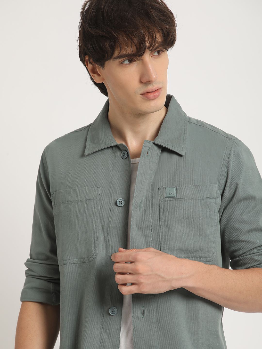 

THE BEAR HOUSE Men's Solid Regular Fit Overshirt, Green