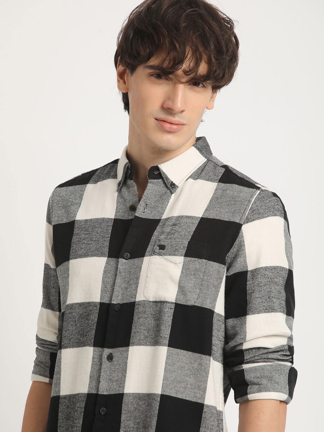 

THE BEAR HOUSE Slim Fit Tartan Checked Pure Cotton Casual Shirt, Black