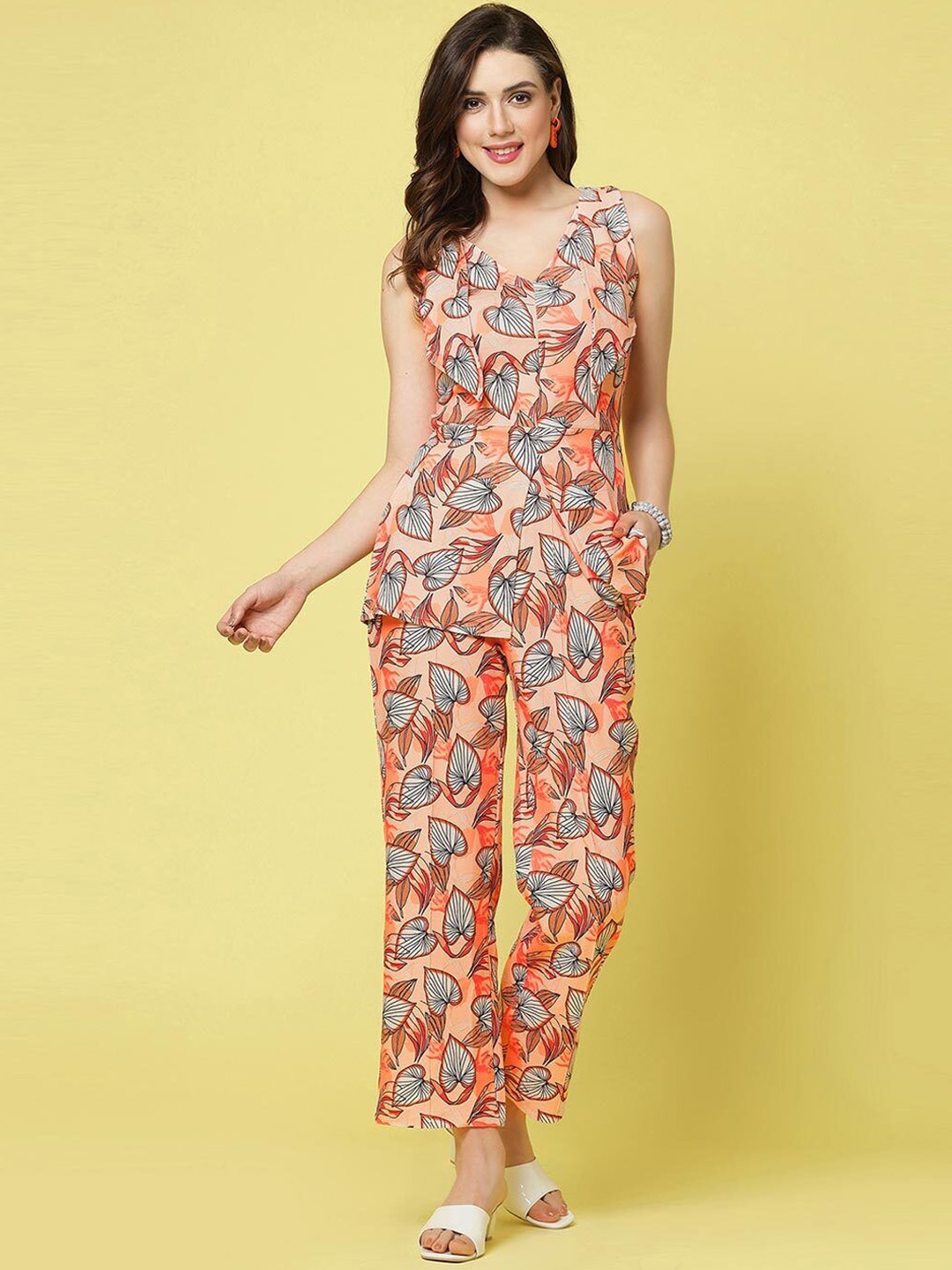 

Ashiya Fab Floral Printed V-Neck Sleeveless Top With Trousers, Peach