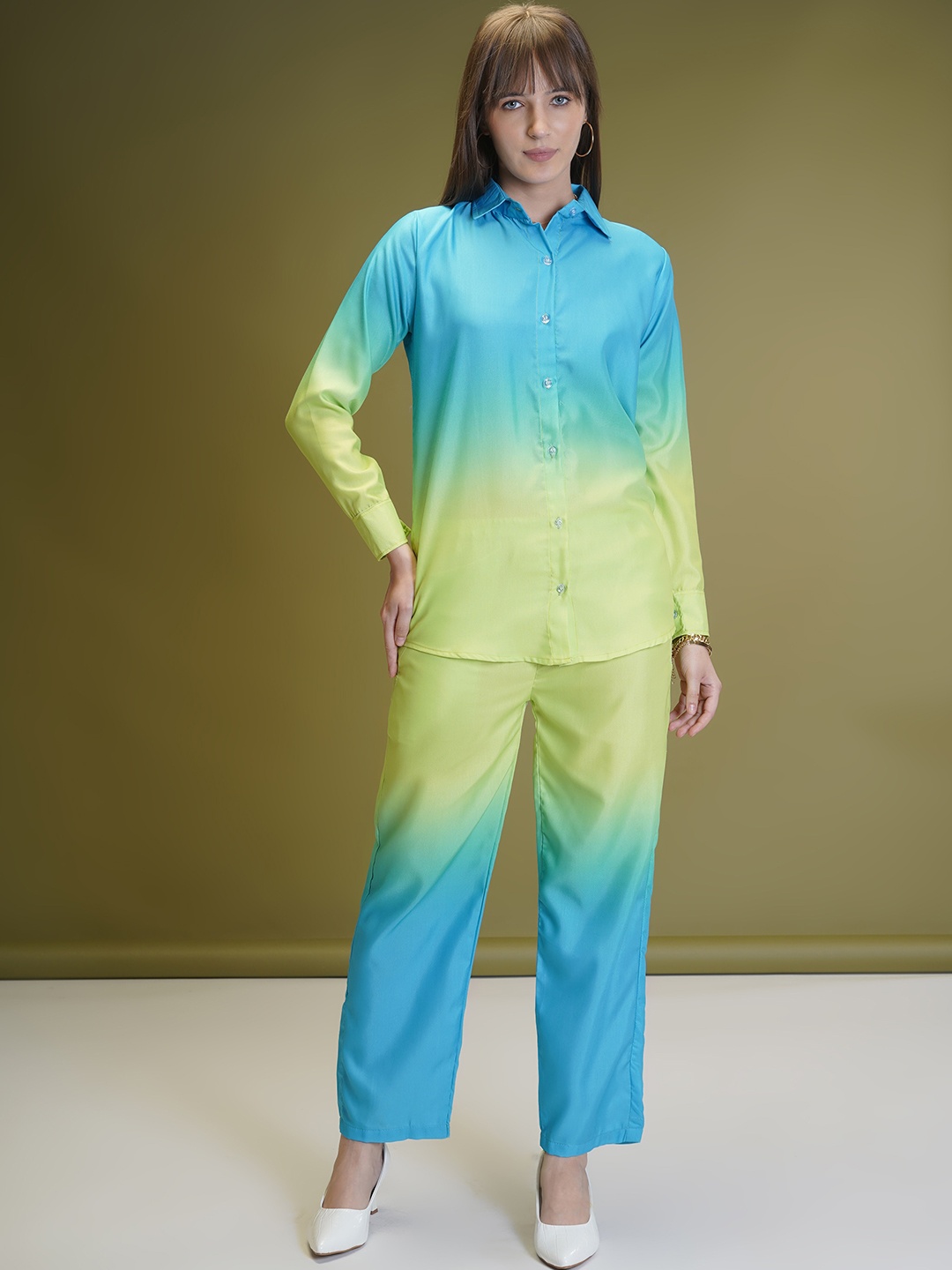 

Ashiya Fab Tie & Dye Printed Cuffed Sleeves Casual Shirt With Palazzos, Blue