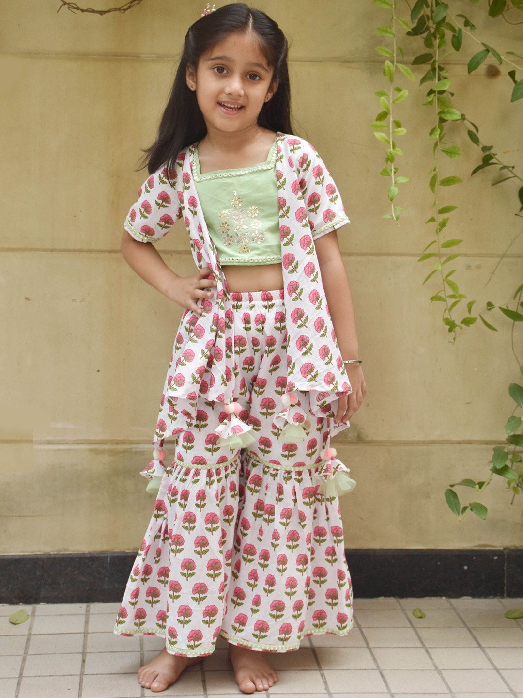 

Fayon Kids Girls Printed Cotton Top With Sharara, Green