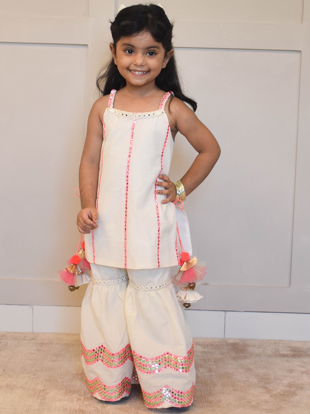 

Fayon Kids Girls Printed Pure Cotton Kurti with Trousers, Off white