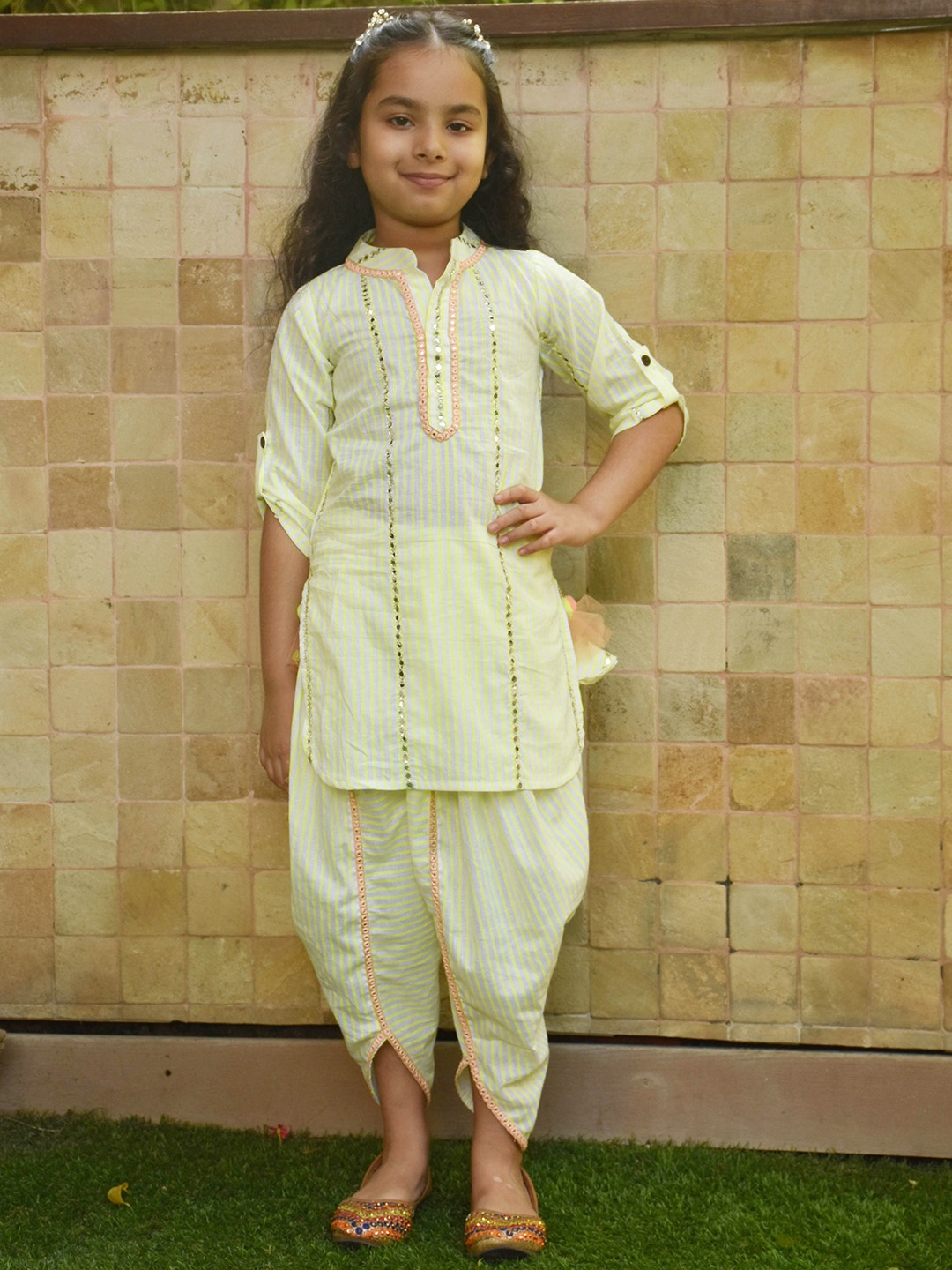 

Fayon Kids Girls Printed Regular Pure Cotton Kurta with Trousers, Green