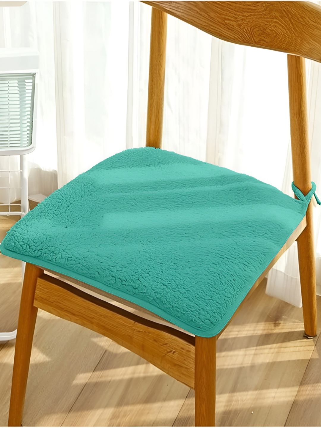 

Aura Green 6Pieces Self Designed Square Chair Pads