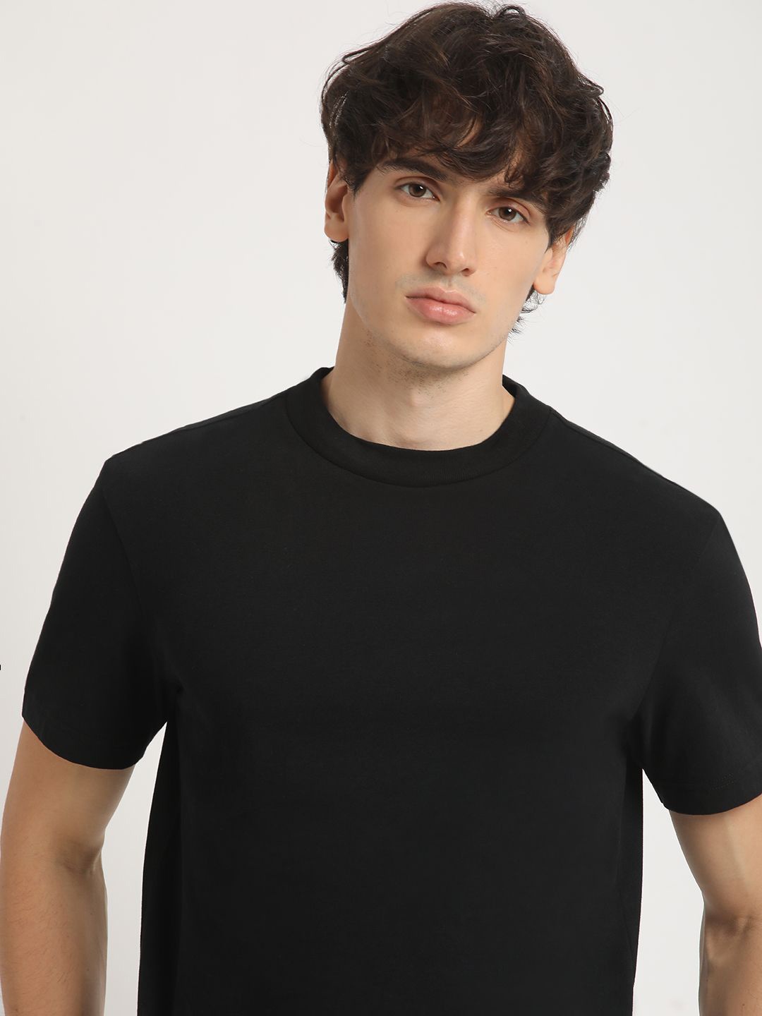 

THE BEAR HOUSE Round Neck Pure Cotton Relaxed Fit T-shirt, Black