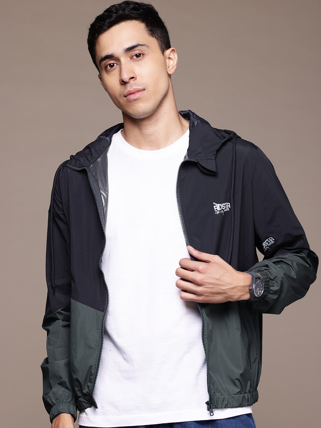 

The Roadster Lifestyle Co. Colourblocked Hooded Jacket, Navy blue
