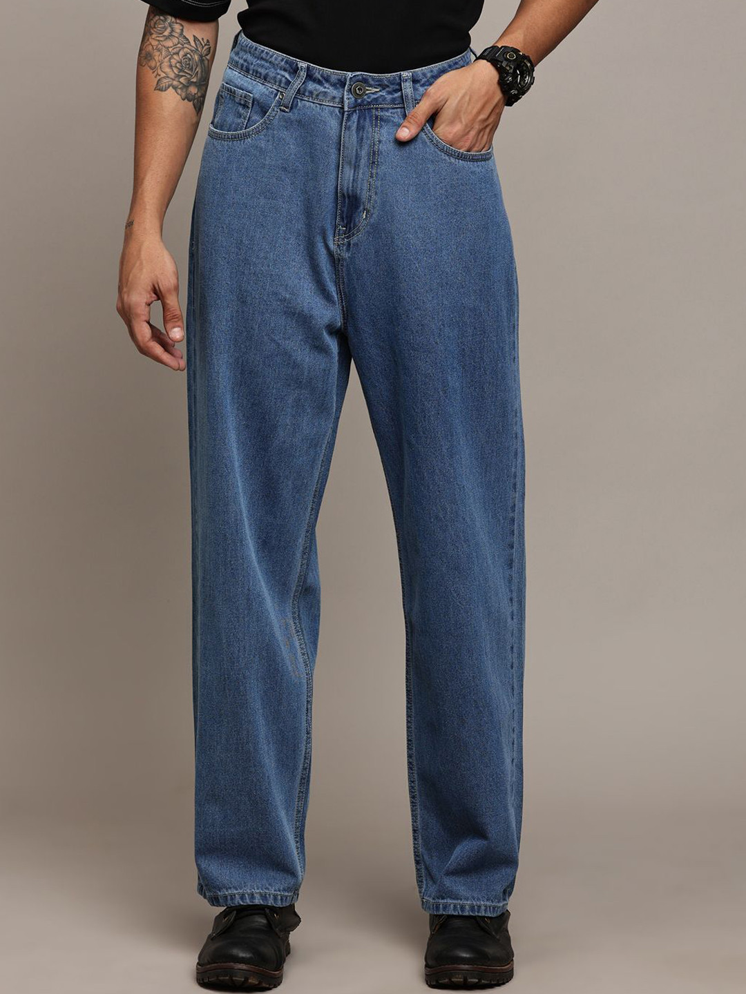 

The Roadster Lifestyle Co. Men Blue Smart Relaxed-Fit Mid-Rise Clean Look Cotton Jeans