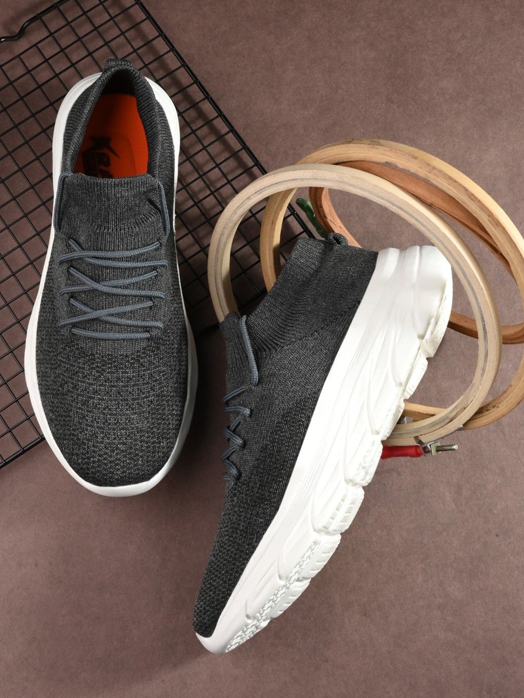 

KRAASA Men Mesh Running Shoes, Grey