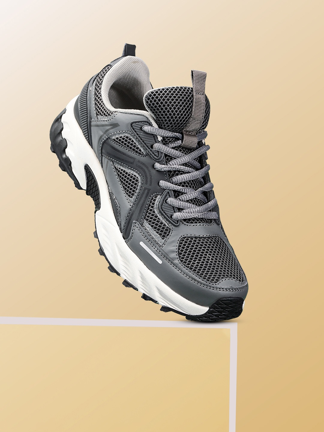 

HRX by Hrithik Roshan Men Z-ICON Running Shoes, Grey