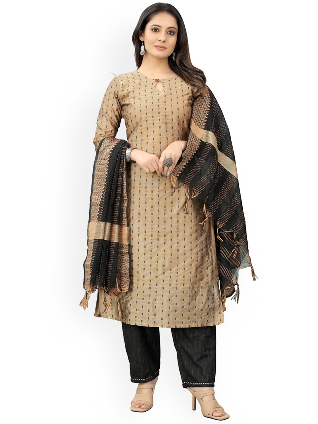 

revika Women Ethnic Motifs Regular Kurta with Trousers & With Dupatta, Gold