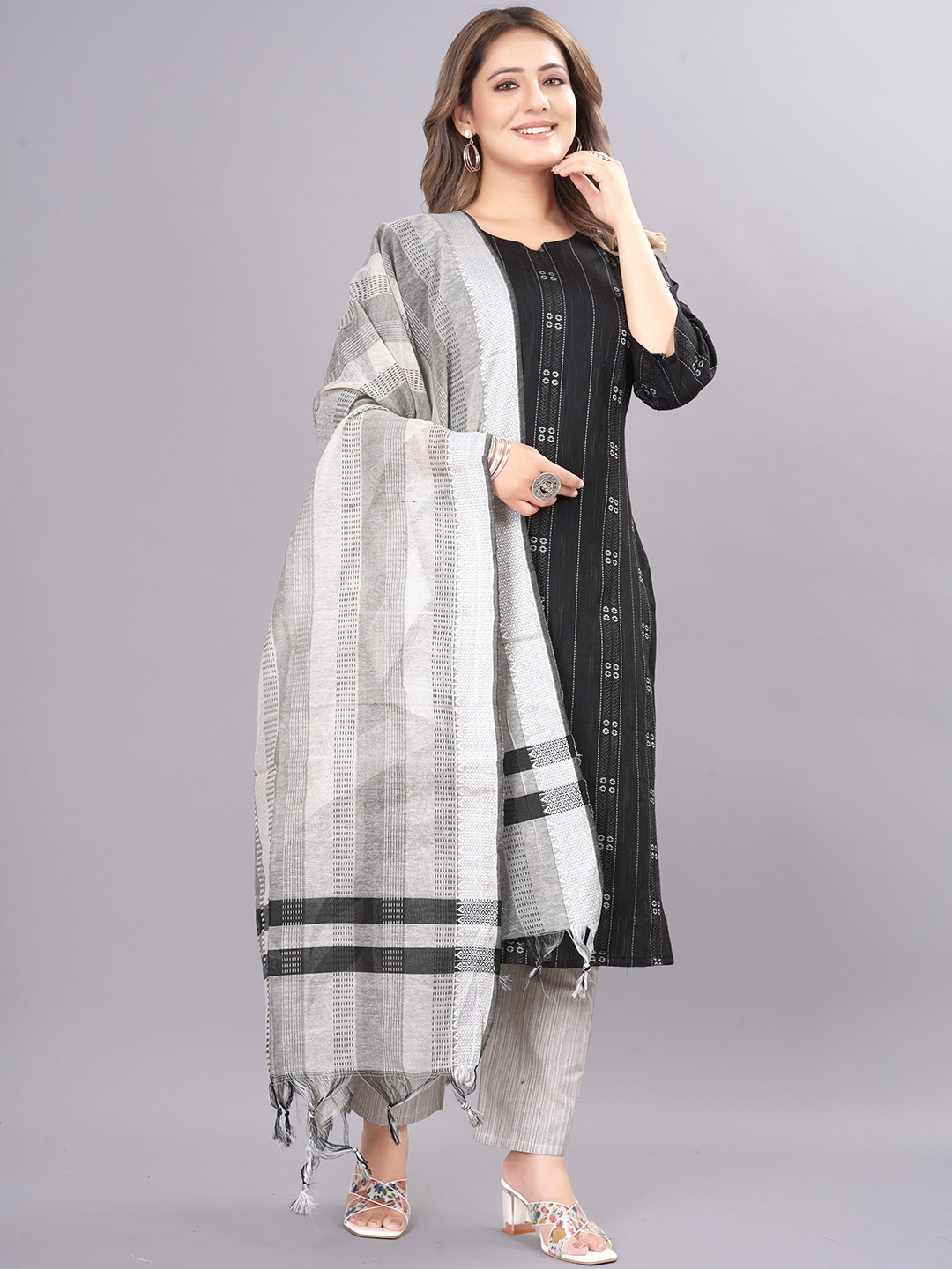

revika Floral Printed Straight Kurta With Trousers & Dupatta, Black