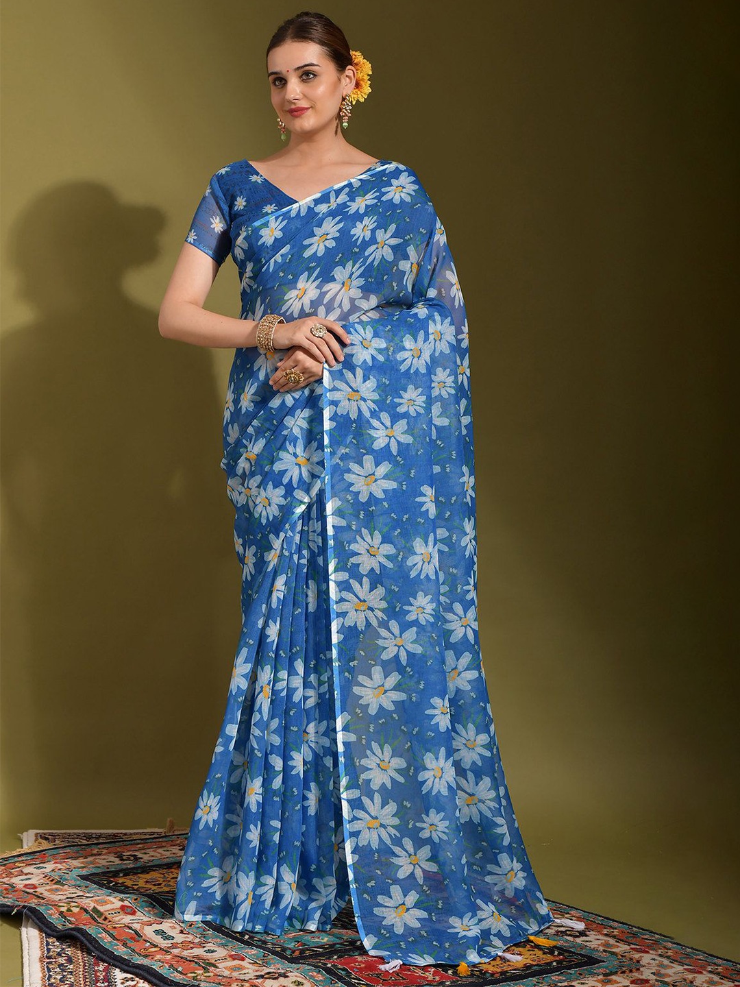 

MySilkLove Floral Printed Pure Linen Saree, Blue