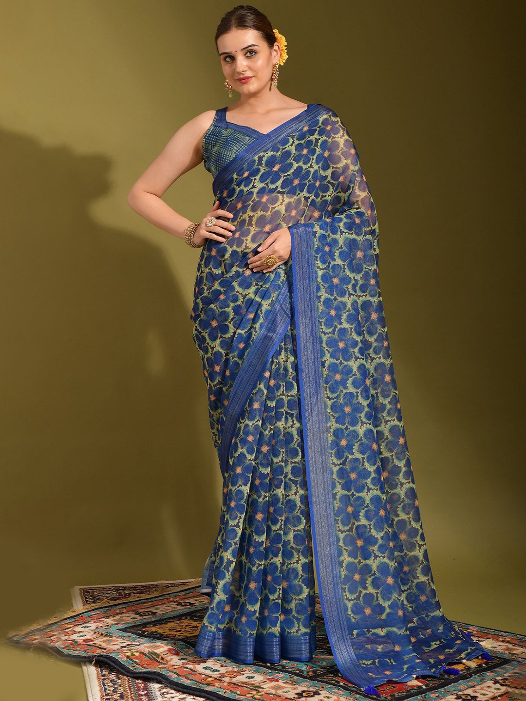 

MySilkLove Floral Zari Pure Linen Saree, Blue