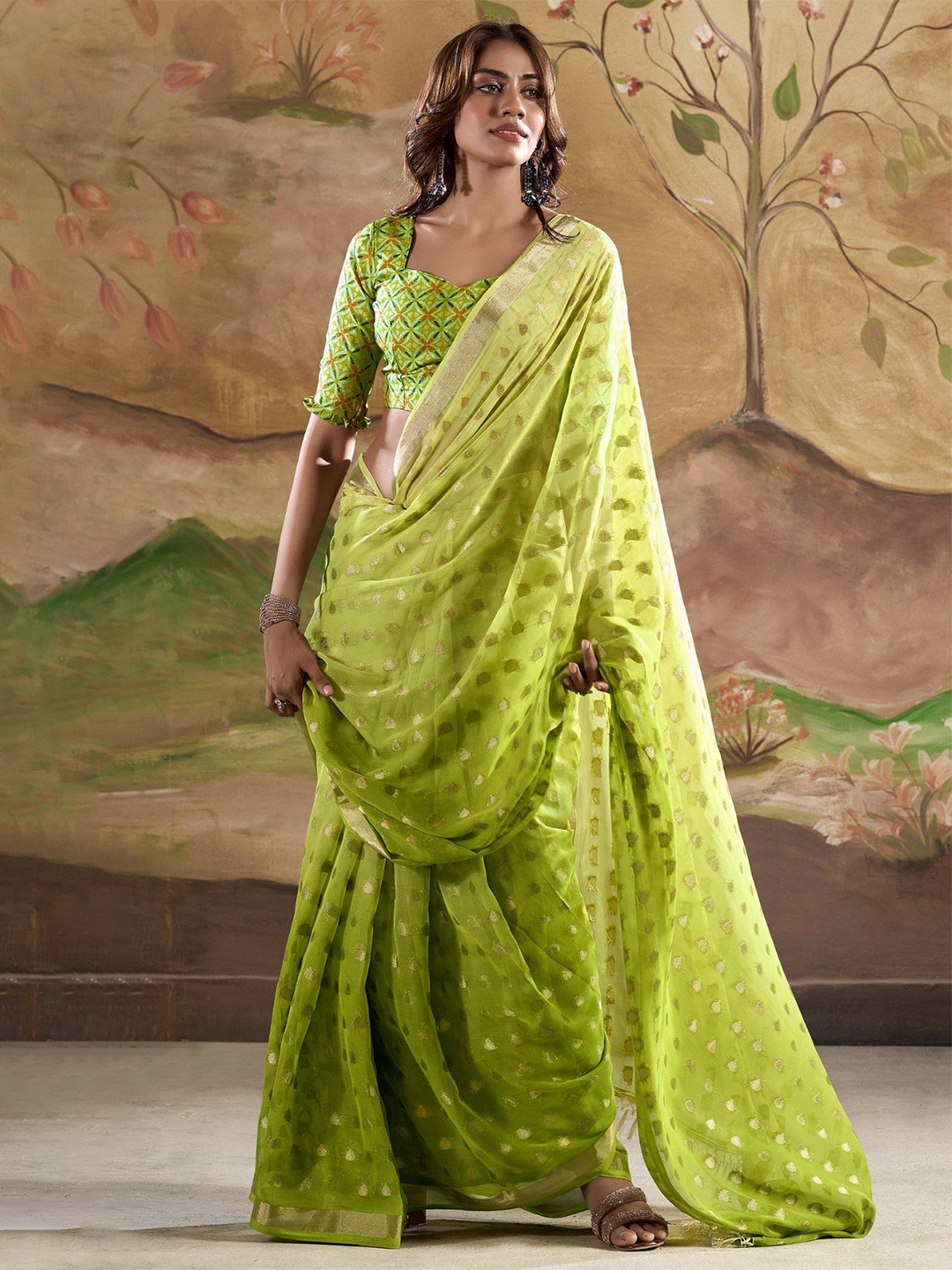 

MySilkLove Woven Design Zari Pure Georgette Banarasi Saree, Green