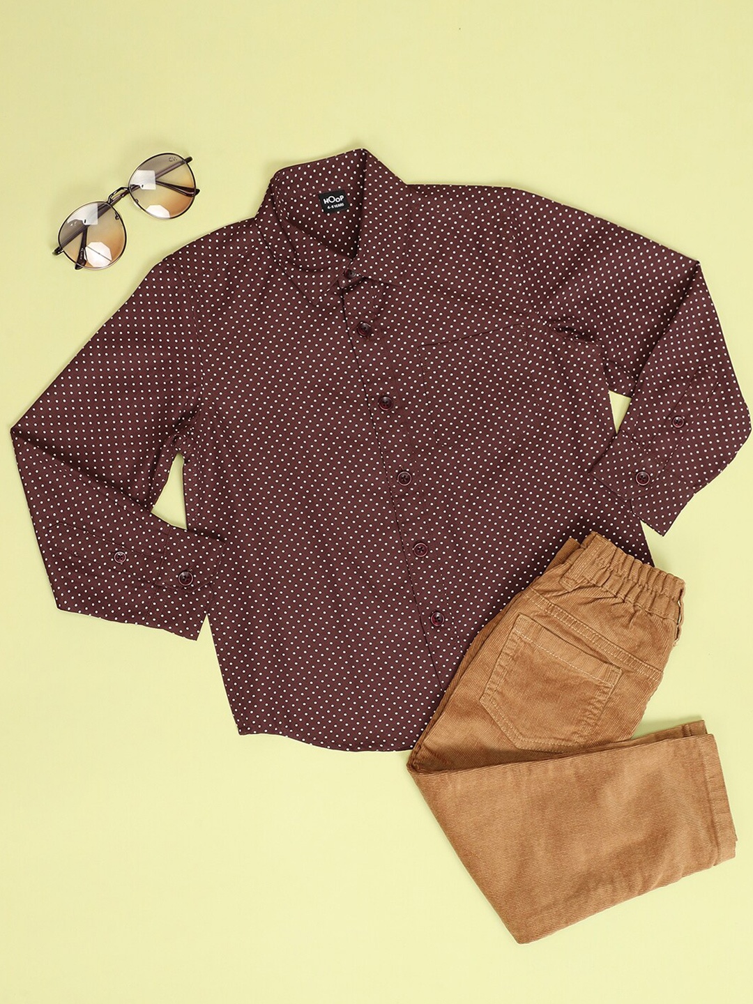 

Hoop Boys Slim Fit Polka Dots Printed Spread Collar Curved Casual Shirt, Maroon