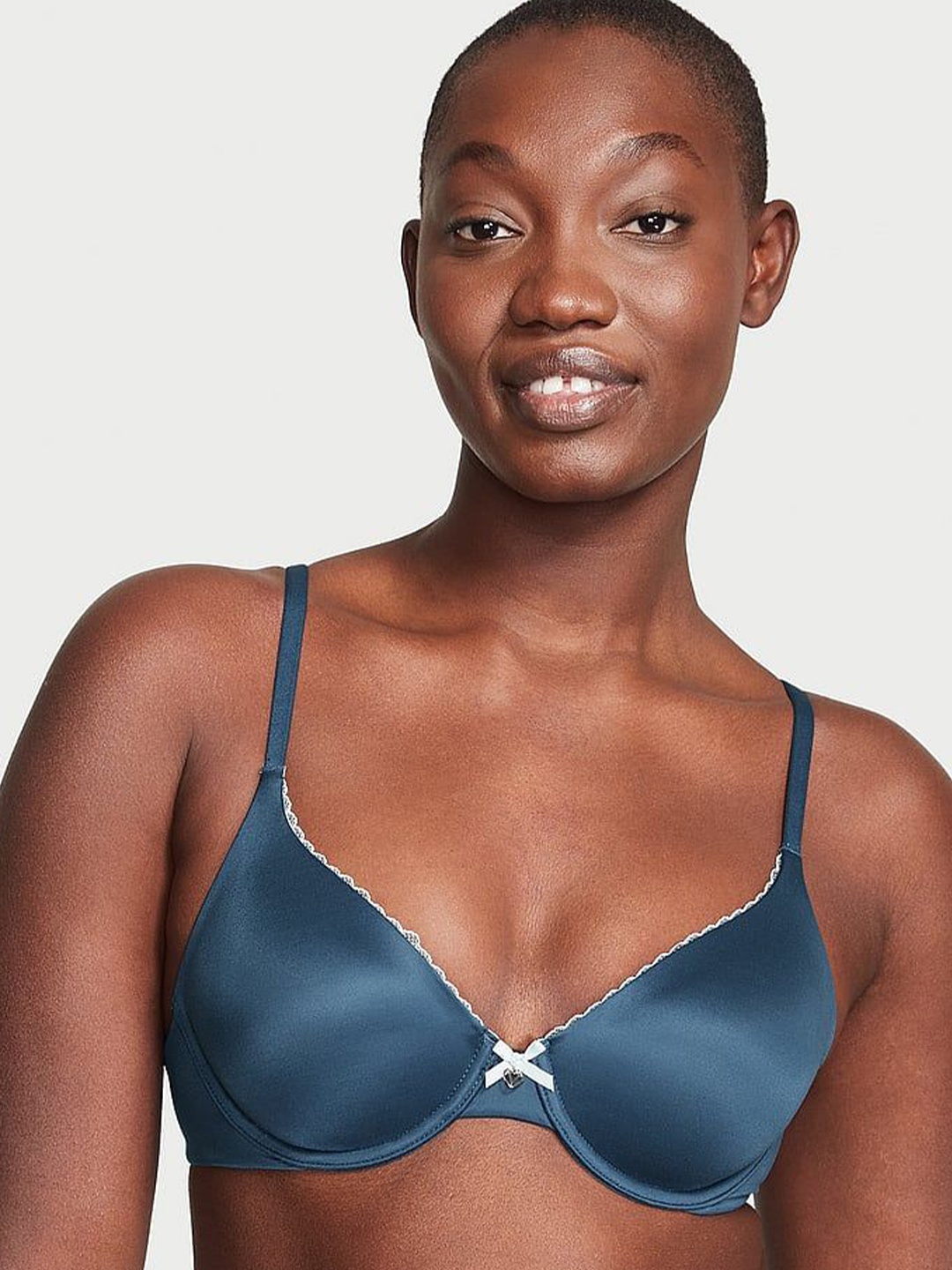 

Victoria's Secret Bra Full Coverage Underwired Lightly Padded, Blue