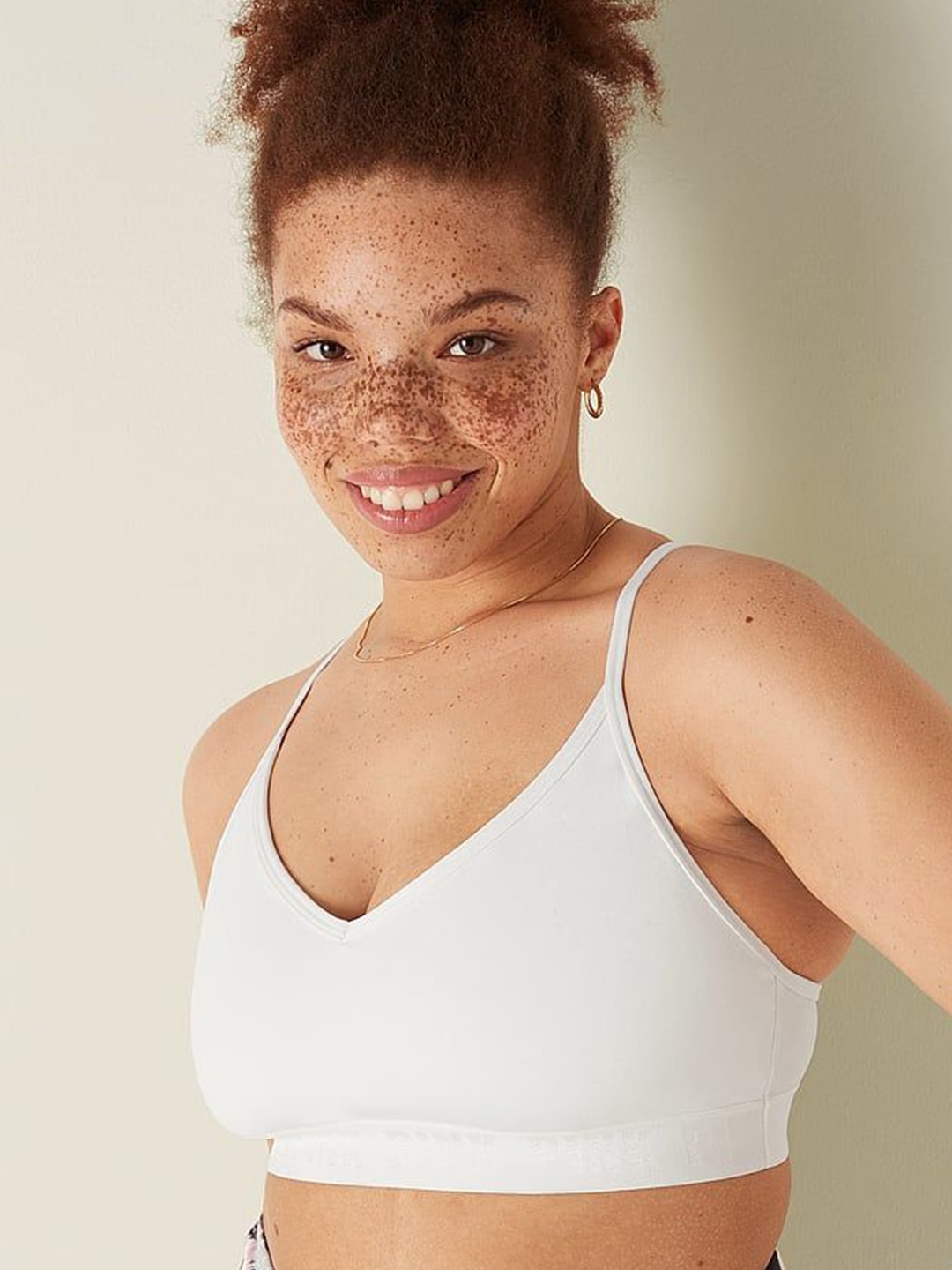 

Victoria's Secret Bra Full Coverage Lightly Padded, White