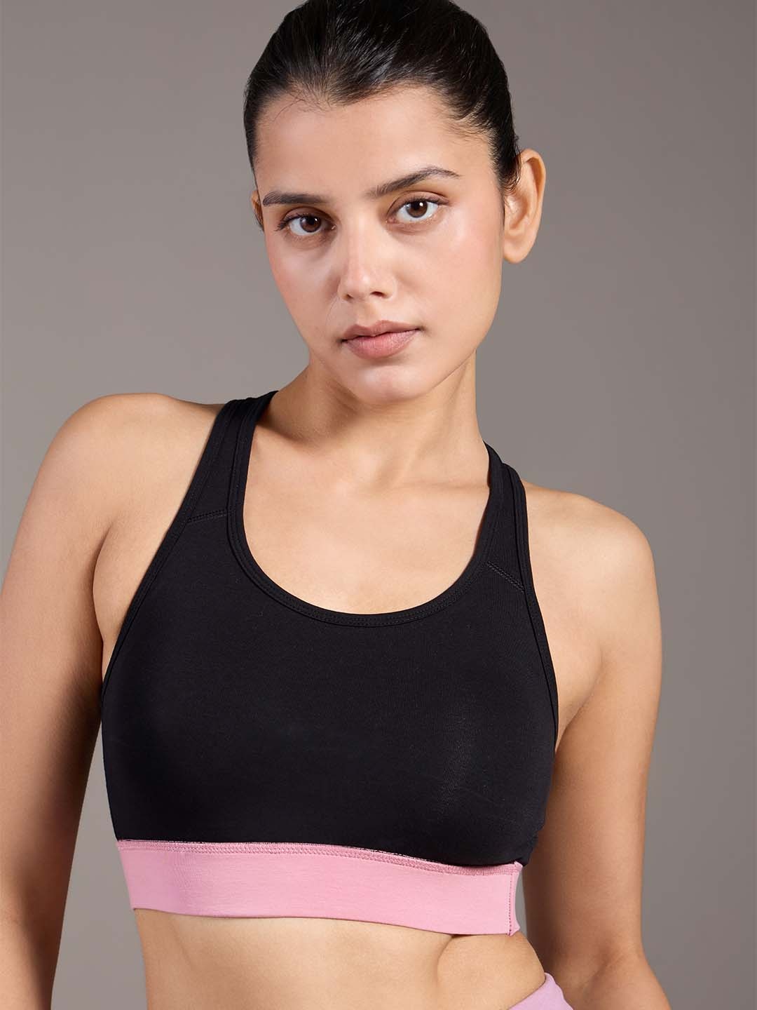 

KICA Plus Size Bra Medium Coverage Lightly Padded Cotton Sports Bra, Black