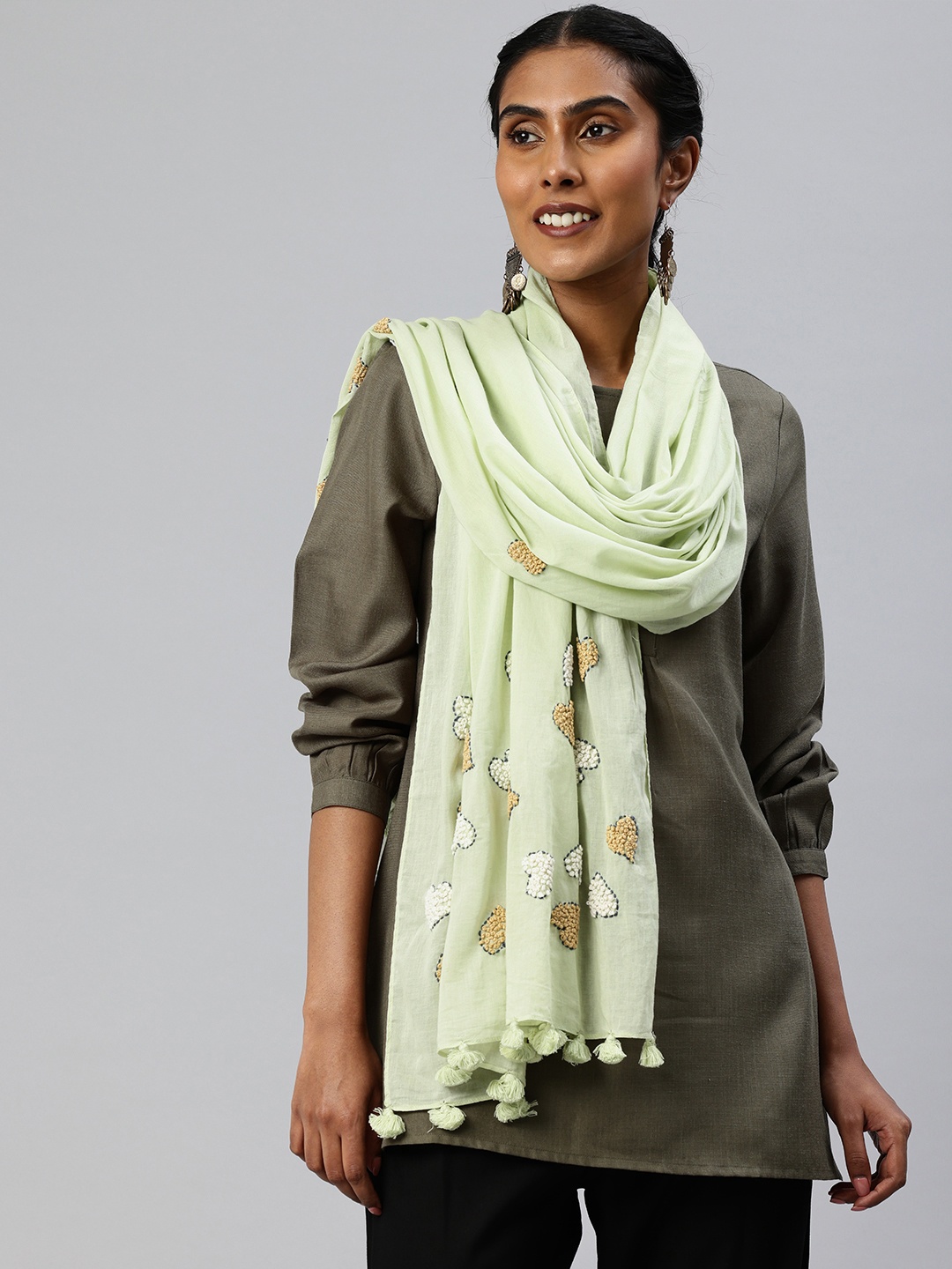 

swatika Women Embroidered Stole, Green