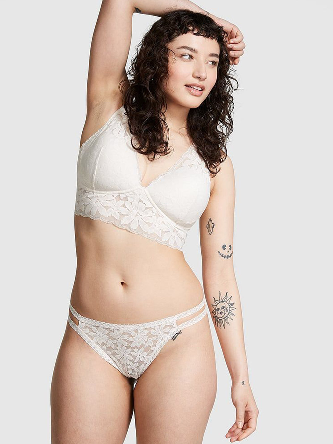 

Victoria's Secret Bralette Bra Medium Coverage Lightly Padded, White