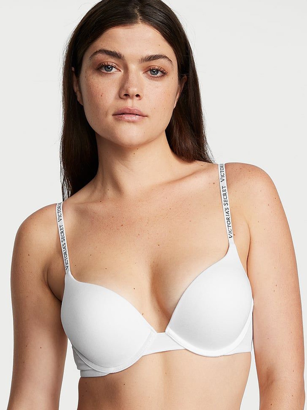 

Victoria's Secret Bra Medium Coverage Underwired Heavily Padded, White