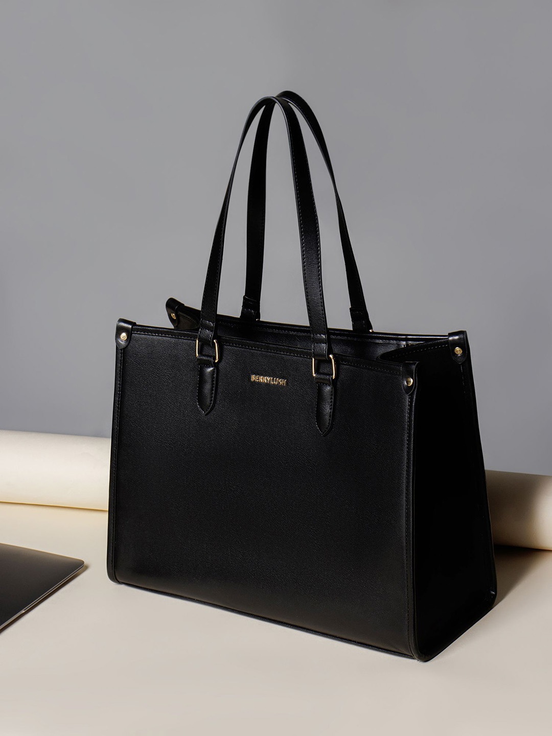 

Berrylush Women's Structured Shoulder Bag, Black
