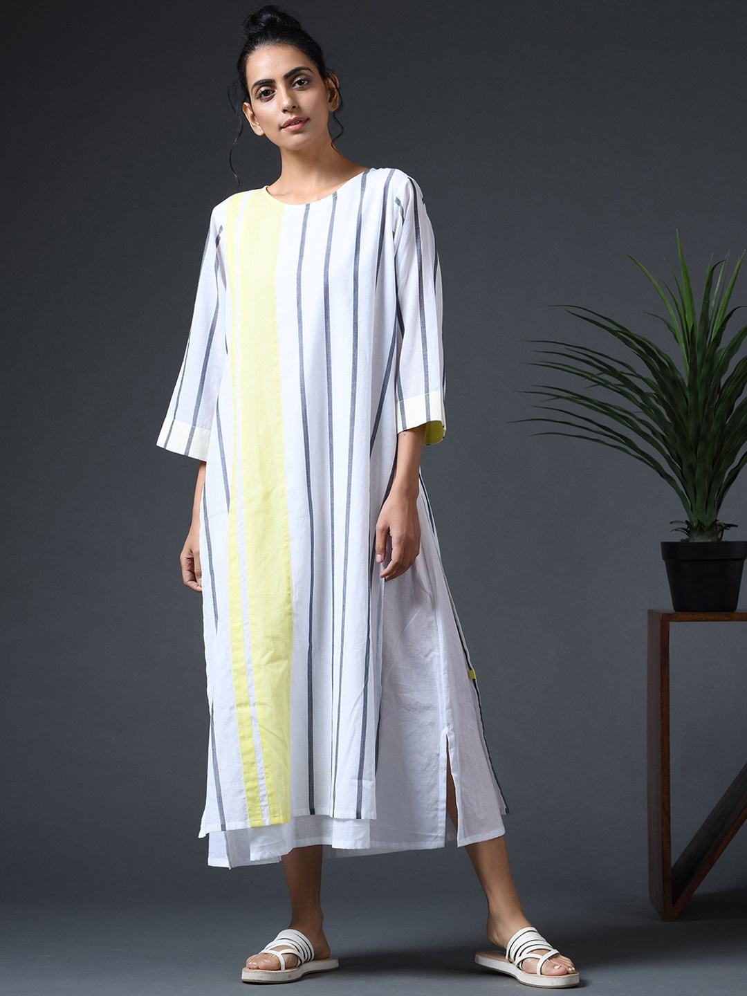 

VASSTRAM Striped Round Neck Layered A-Line Dress, White